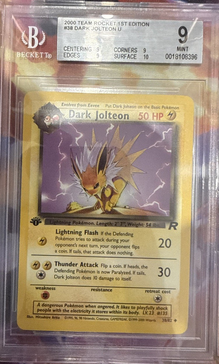 2000 POKEMON ROCKET 1ST EDITION #38 DARK JOLTEON bgs 9 first edition 